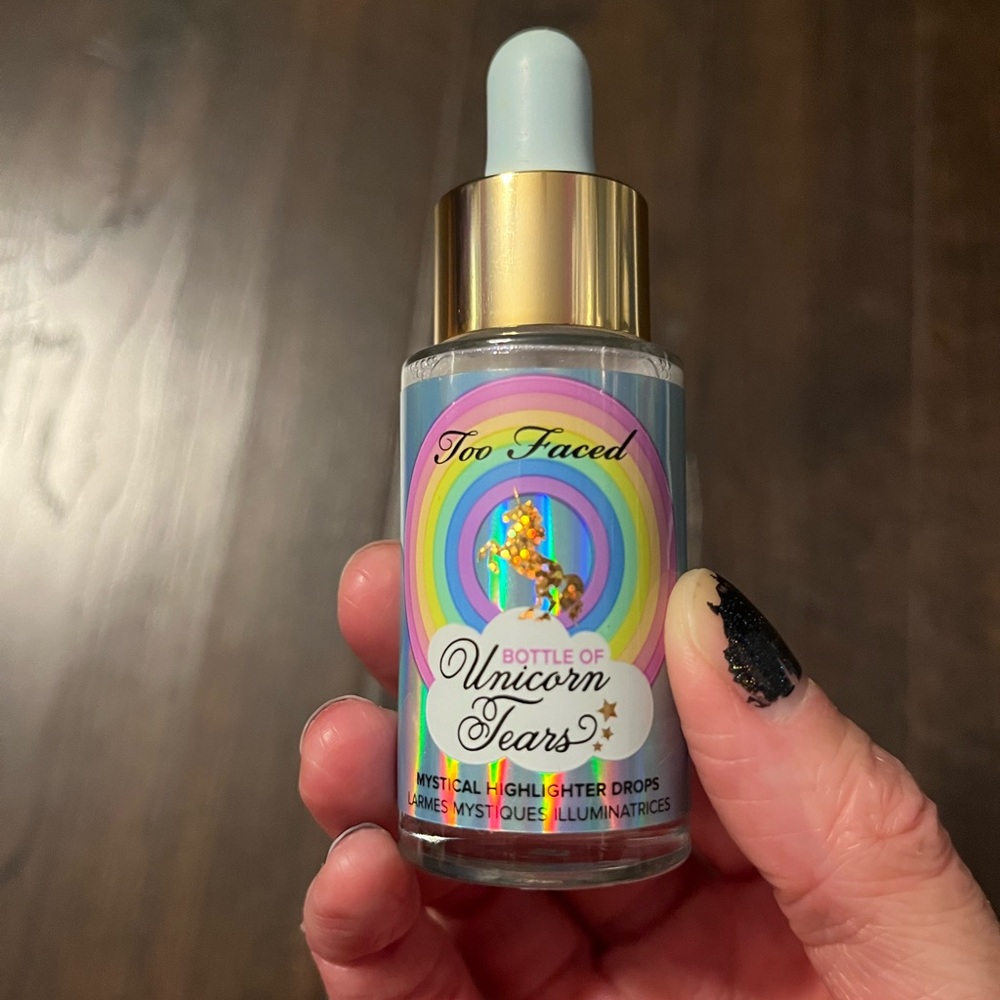 Too Faced Unicorn Tears Mystical Highlighter Drops